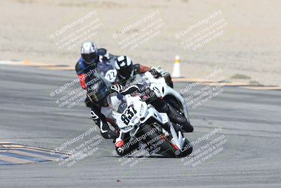 media/Oct-05-2025-CVMA (Sun) [[beeef4f201]]/Race 10-Formula Lightweight Twins Shootout/